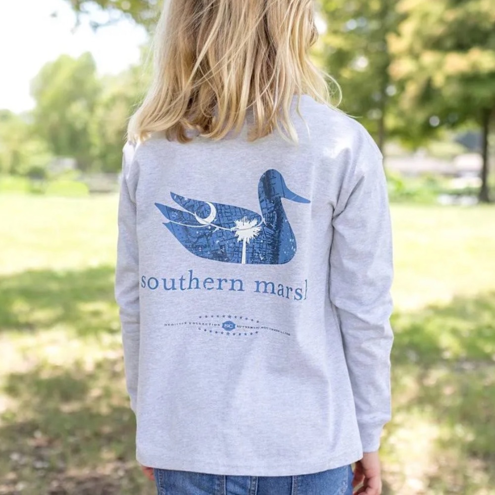 Southern Marsh Youth Heritage Collection South Carolina Tee Size M